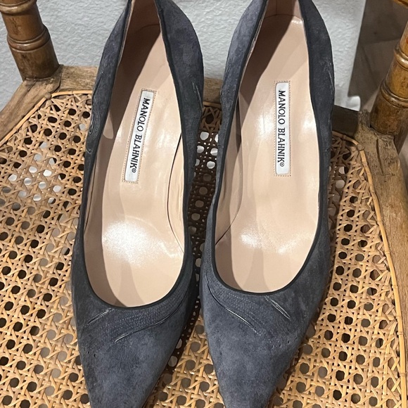 Manolo Blahnik Gray Suede Heels - Picture 2 of 9